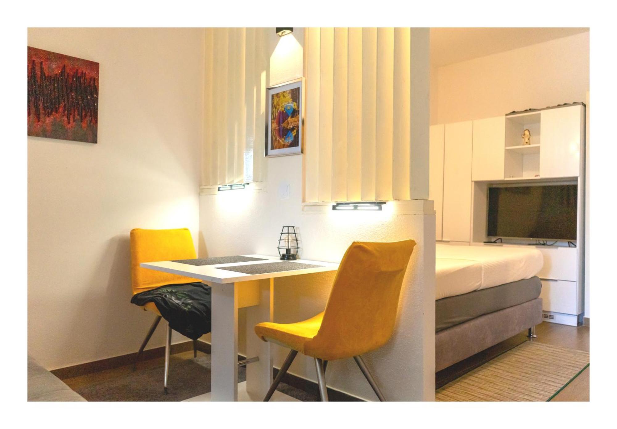 Studio Apartment With Pool プーラ エクステリア 写真